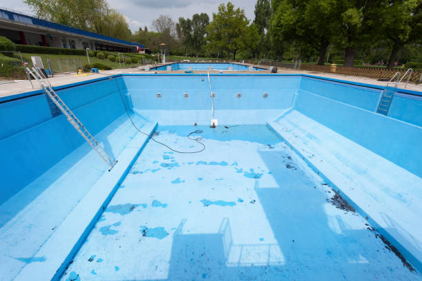 Best 24/7 water damage repair  in James City, NC